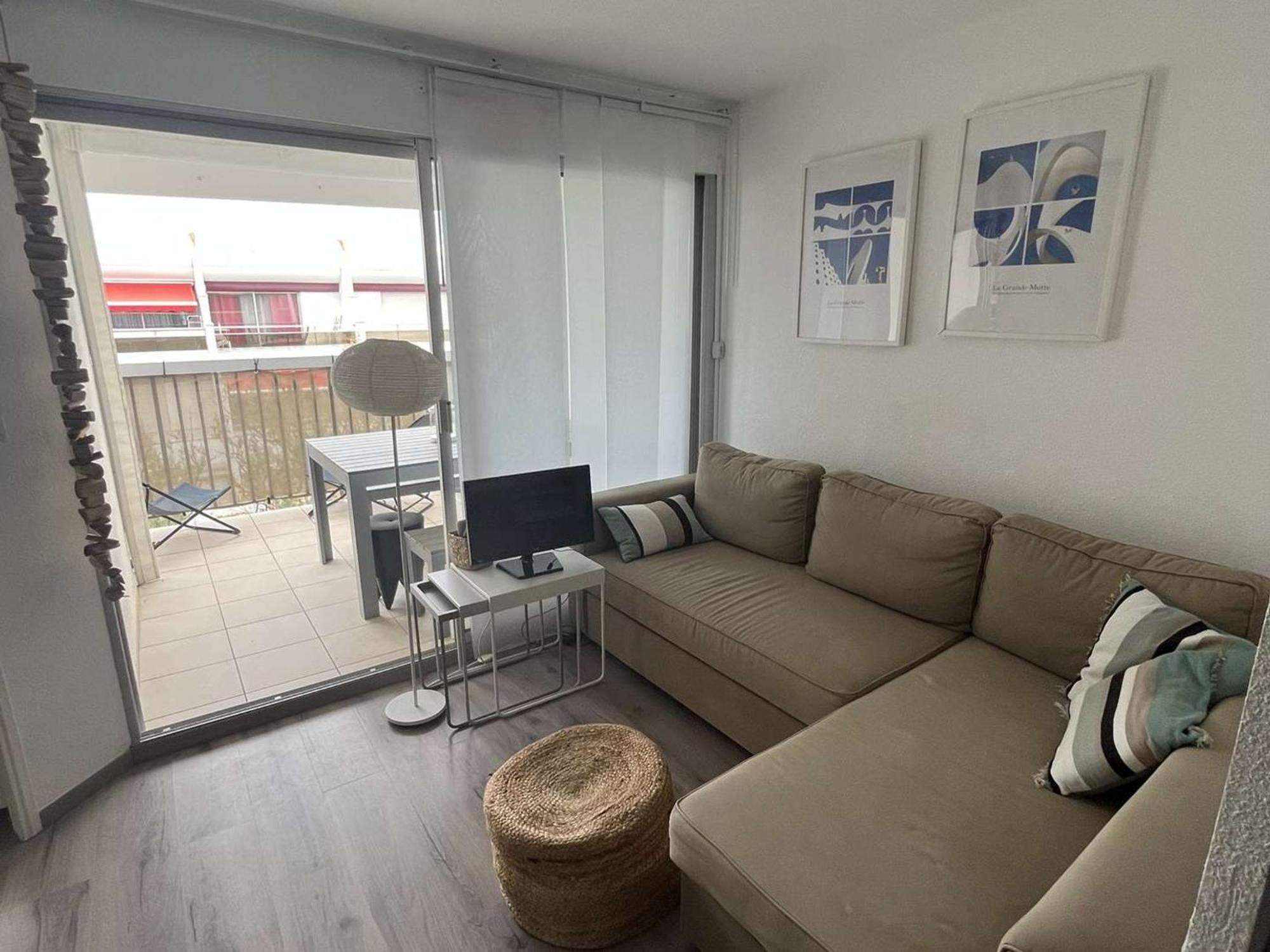 Apartment T2 Climatise A 200m Plage, Terrasse, Parking, 4 Couchages - - Fr-1-250-291 *